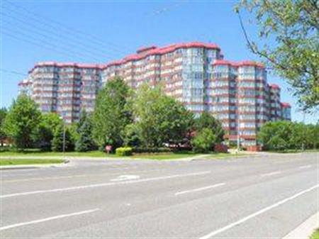 Beautiful 2+1 suite for rent at Port Union & Sheppard