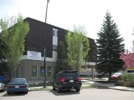 AVERY ARMS - Bonnie Doon 2 Bedroom suite /w Balcony | 8703-91 St, Edmonton