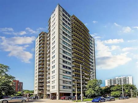 Concord Apartments | 187 Park Street South, Hamilton