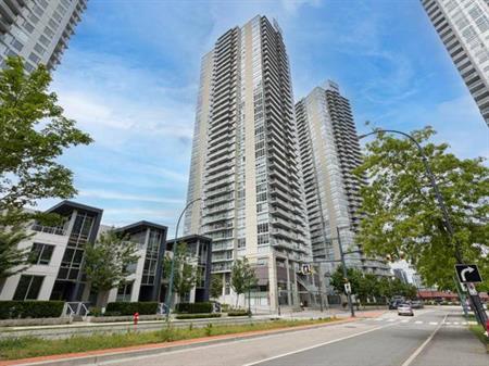 Surrey King George modern 2 bedroom 1.5 bathroom condo