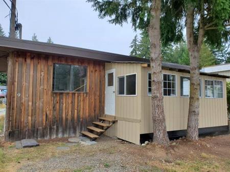 2 bed 1 bath for rent (Qualicum Beach)