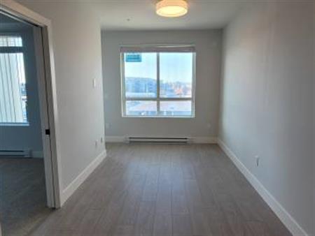 New 1bed apartment langley city center