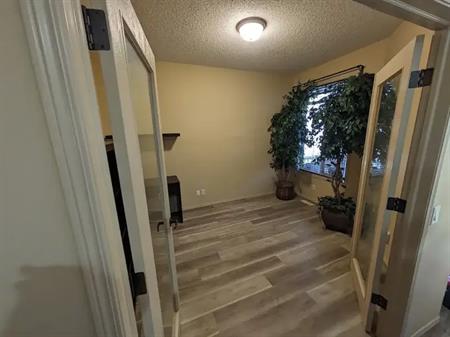 Large spacious house 3 B/R - 2.5 bath - fully finished basement | Calgary