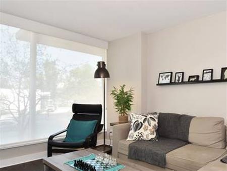 Cozy 1 Bed+1Bath+1 Den apartment False Creek -Unfurnished,Pet ok