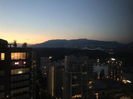 Downtown Studio with Stunning View