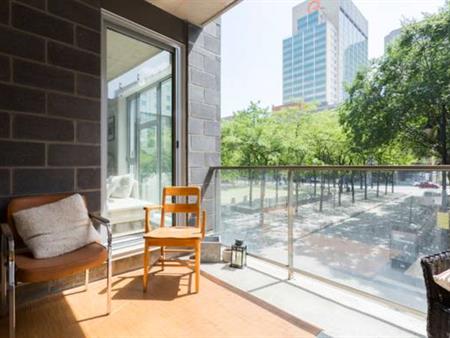 Montreal Central 2 Beds 2 Baths Apartment