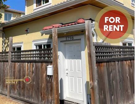 A LANEWAY GEM IN COLLINGWOOD