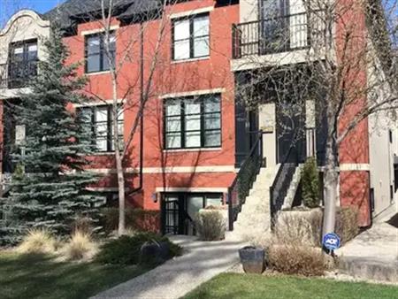 Cozy 3 bedroom furnished house close to DT | 2 - 1918 27 Street Southwest, Calgary