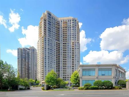 25 Kingsbridge Garden Circle - Apartment in Mississauga