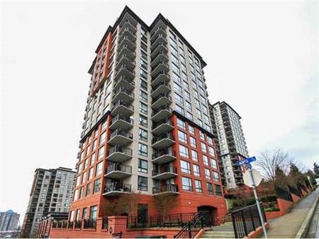 Fully Furnished Top Floor Unit in DT New West