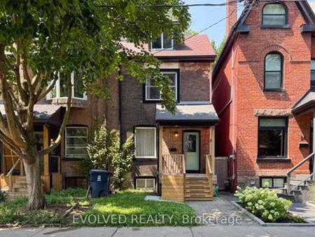 Renovated Home For Lease In Prime Leslieville, 2 Car Parking