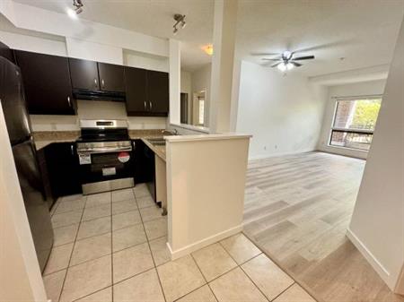 Freshly Updated 3 bed Condo- Prime location