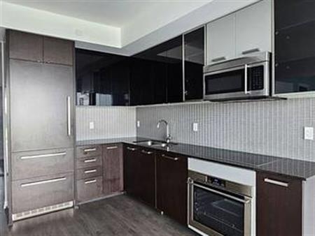 Yonge/Empress Beautiful 1Bdrm 1Bath Great View Near Subway, Restauran