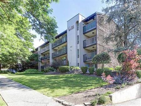 2 bedroom, 1 bath Burnaby (Lougheed)