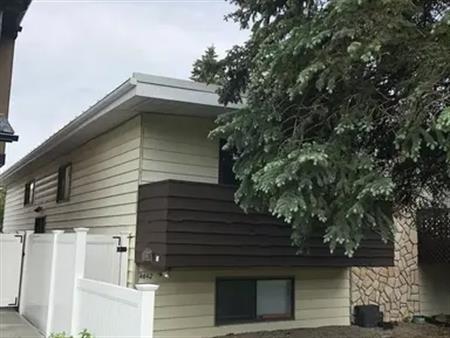 Main floor for rent $2150 | 4642 82 Street Northwest, Calgary