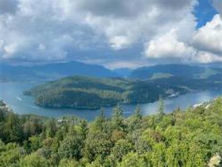 The PEAK at SFU-Panoramic View-Sub Penthouse New