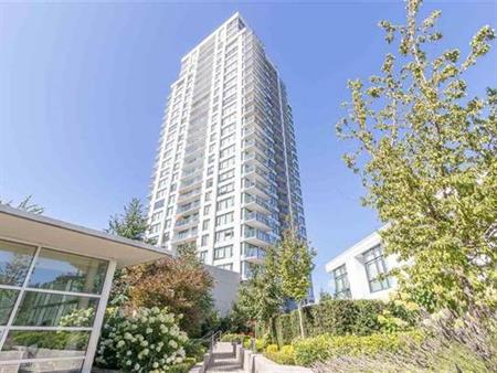 Burquitlam! 2 bed, 2 bath 830 sq ft condo in excellent location!