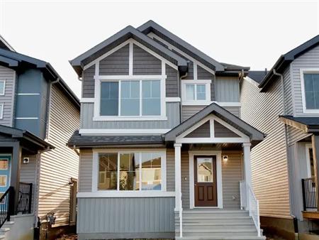 Beaumont Brand-New 3.5-Bedroom, 2.5-Bath (Near Edmonton Airport) Home | 7114 46A Street, Beaumont