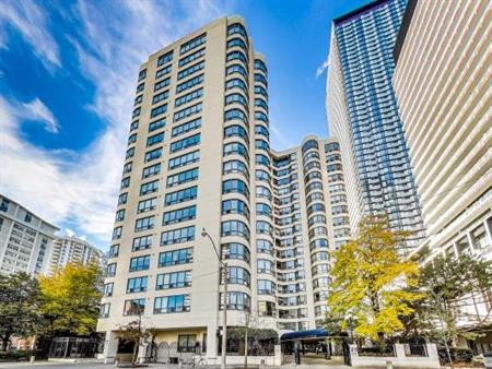 Spacious 1BR condo in downtown Toronto with parking