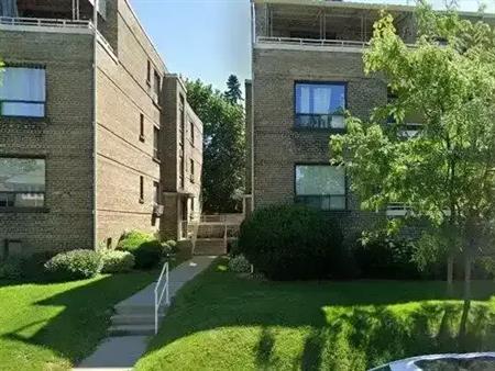 2 Bedroom in a small Forest Hill South building | 893 Avenue Road, Toronto