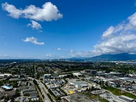 48th floor with fantastic views BRAND NEW Jr 2 bed + 1 bath @ Gilmore