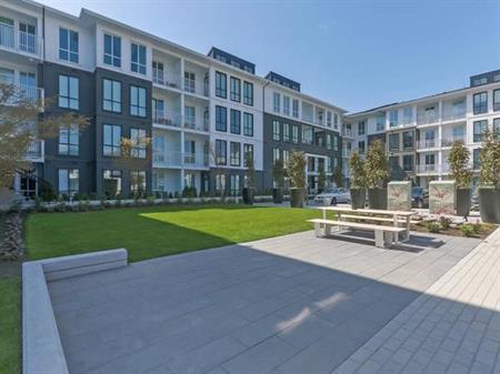 AC One bed + bath condo at Vancouver Marpole (8888 Osler) for rent