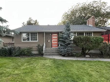 Lovely Bungalow in Grovenor | Edmonton