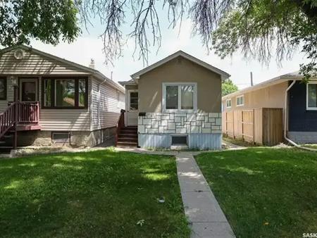 351 Scarth Street | 351 Scarth Street, Regina