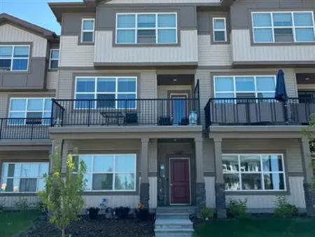 403 Boreal Dr Main | 403 Boreal Drive, Leduc