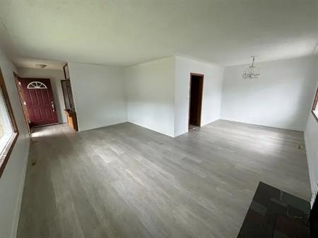 Spacious 3-Bedroom Home | Edmonton