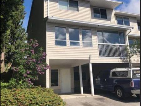 $2,800 - Beautiful 3-bd townhouse for rent