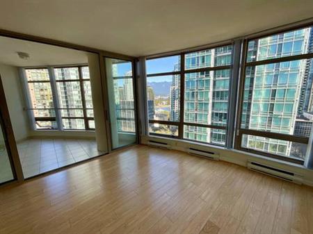 Palisades |Unfurnished 2 Bed+ 2 Bath+Solarium+Water views