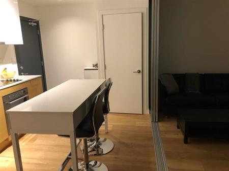 1 bedroom apartment Surrey Centre