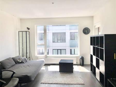 Furnished 1B1B mid-level Condo in UBC Campus