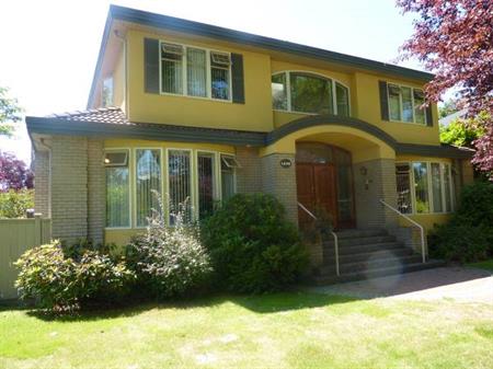 Vancouver West 2Br2Ba, luxury furnished basement, 1100sf, corner