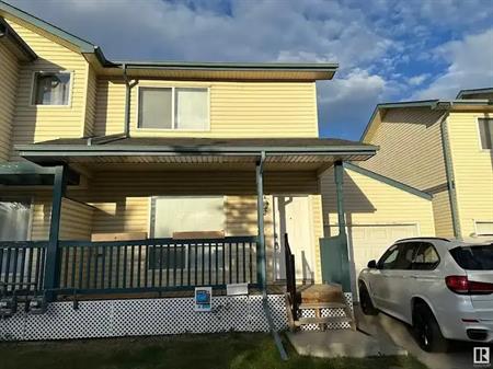 Beautiful, Central Townhouse with 2 Master Bedrooms! | 52 - 10909 106 Street, Edmonton