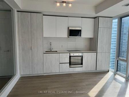 1 Bed & 1 Bath - Theatre District Condos