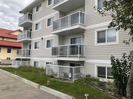 1 Bedroom on 2nd floor | 11324 97 St Nw, Edmonton