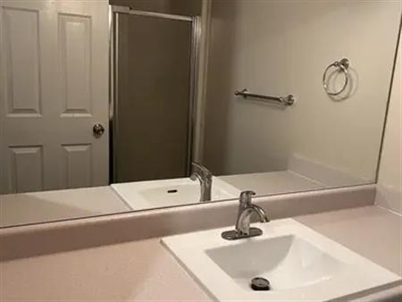 1 Bedroom Bonnie Doon minutes to LRT and Downtown | 88 Ave NW, Edmonton