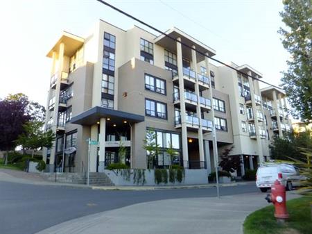 2Bed/2 bath condo, located at popular Uptown Center/Saanich