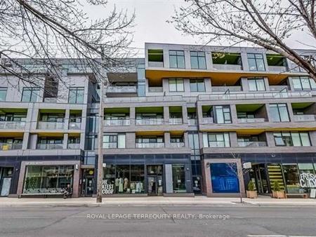 HIGHLY SOUGHT AFTER 109OZ LOFTS 1 BED PARKING AND LOCKER INCLD