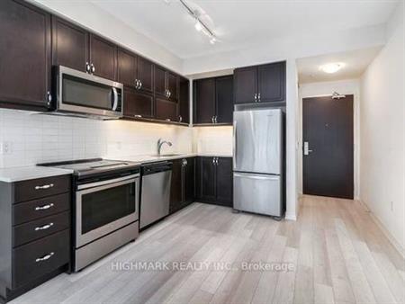 Lake Shore Blvd. W/Parklawn Beautiful 1Bdrm Open Concept Open Balcony