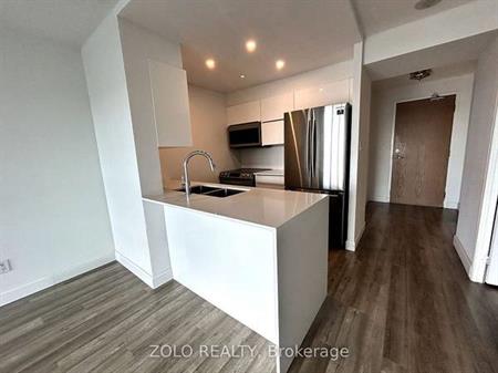 Yonge and Park home Renovated Lrg 1Bdrm +Den Hydro +Heat Incl. 1Parki