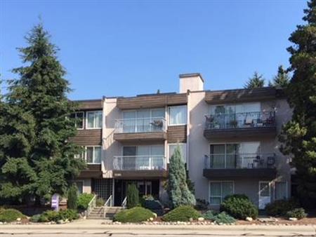 CAPITOL HILL -- ONE LARGE BEDROOM SUITE