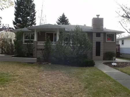 4 BR bungalow in Parkdale | Calgary