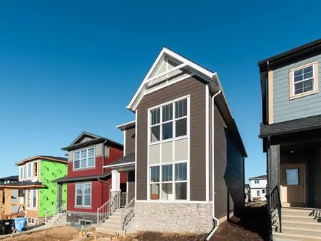 Lovely Newly Built 3 bedroom House | 34 Versant View Southwest, Calgary