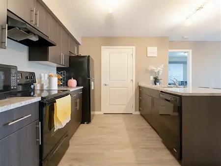 Tisbury Crossing | 202 Salisbury Way, Sherwood Park