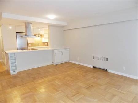 Pet Friendly, Junior 1 Bedroom In The West End