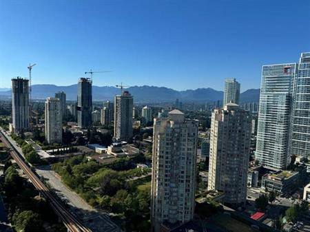 $3,500 / 2br - 808ft2 - Sun Tower Metrotown 2 bedrooms unit