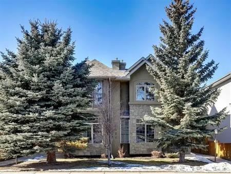 Prime Location! 2 Master Bedrooms, Jacuzzi Tub! | 5 - 2421 29 Street Southwest, Calgary